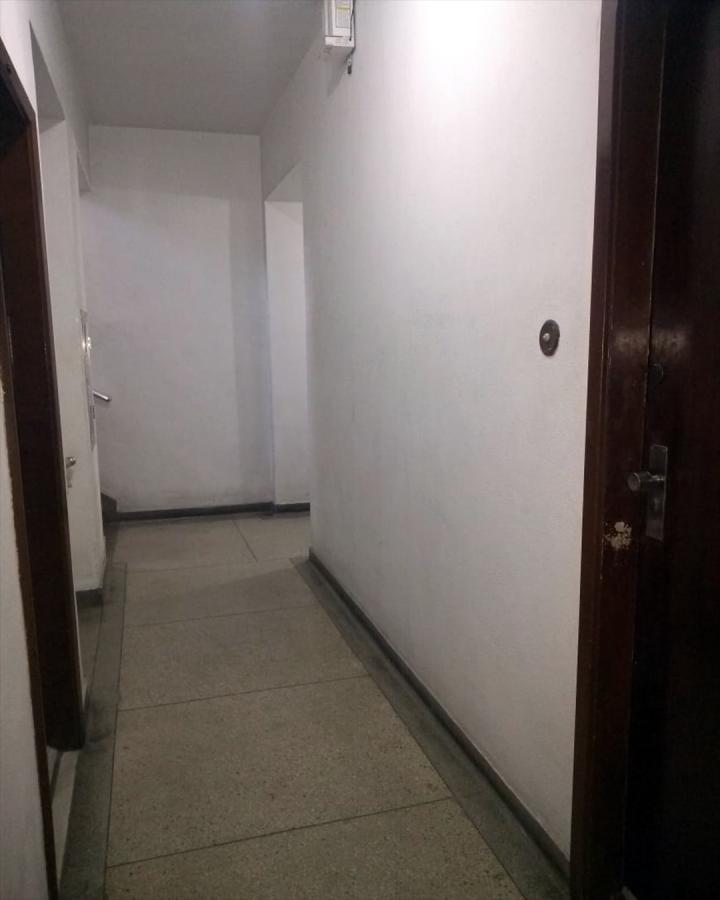 Apartamento à venda com 1 quarto, 42m² - Foto 4