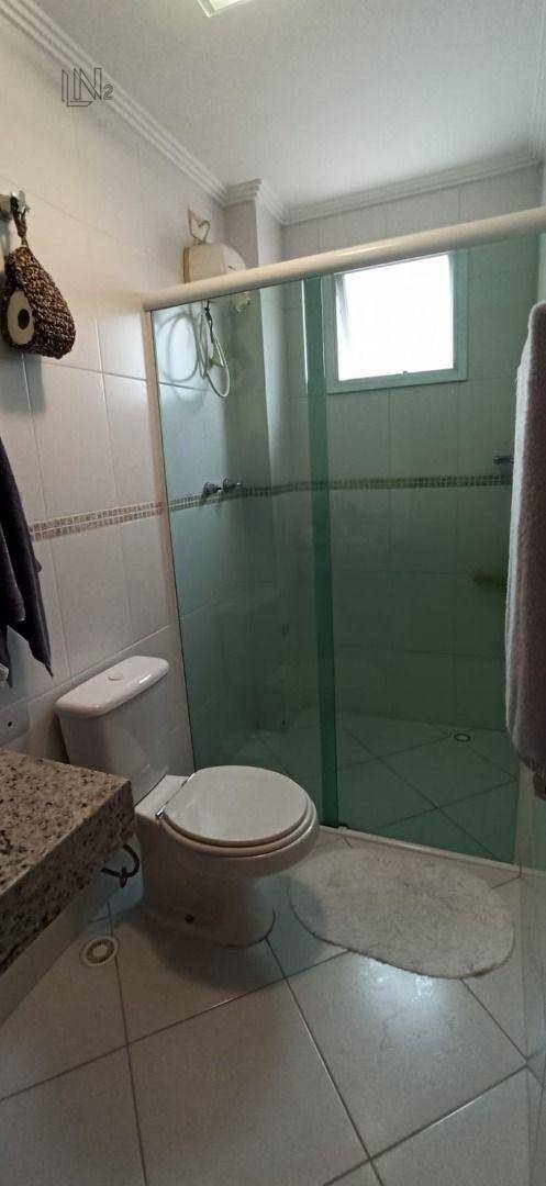 Apartamento à venda com 3 quartos, 140m² - Foto 35