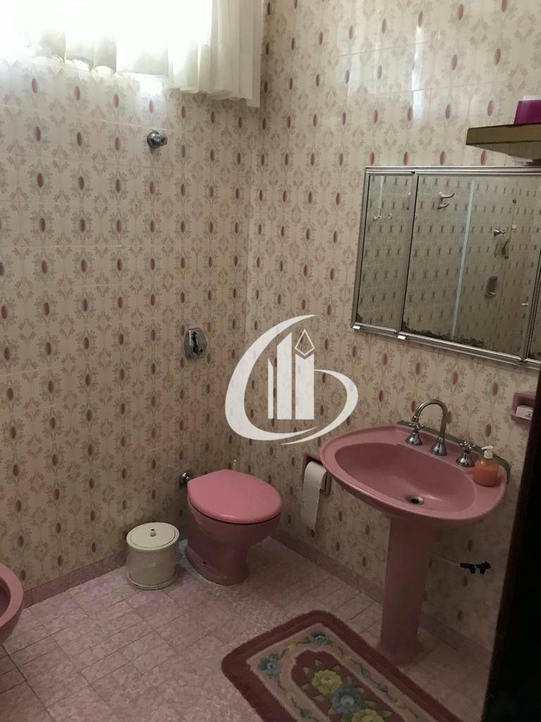 Sobrado à venda com 3 quartos, 200m² - Foto 15