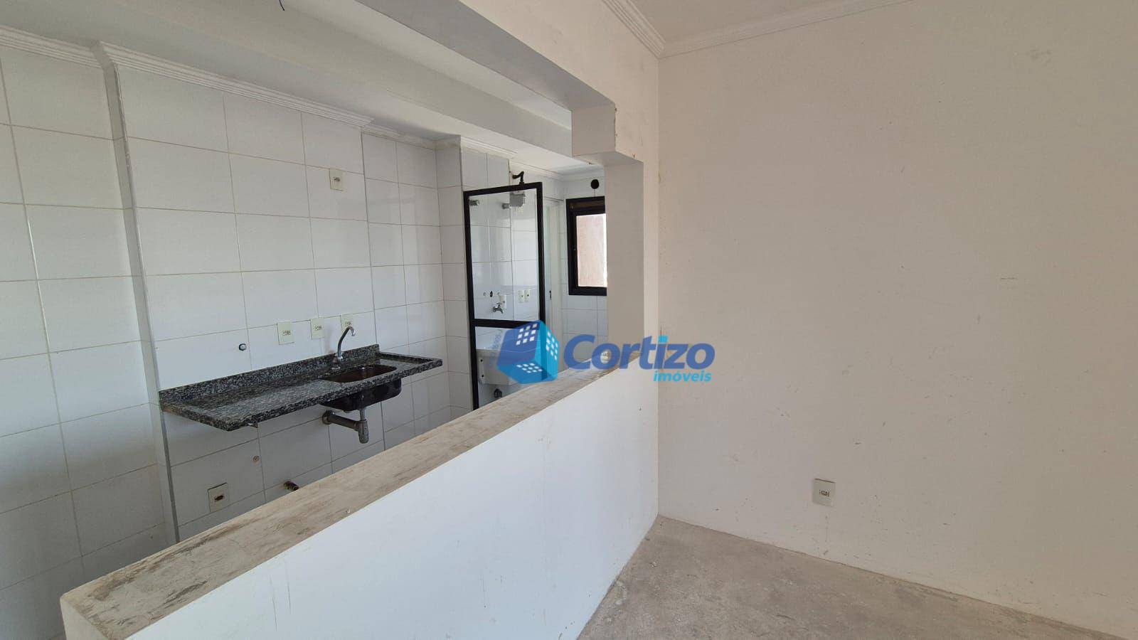 Apartamento à venda com 3 quartos, 77m² - Foto 4