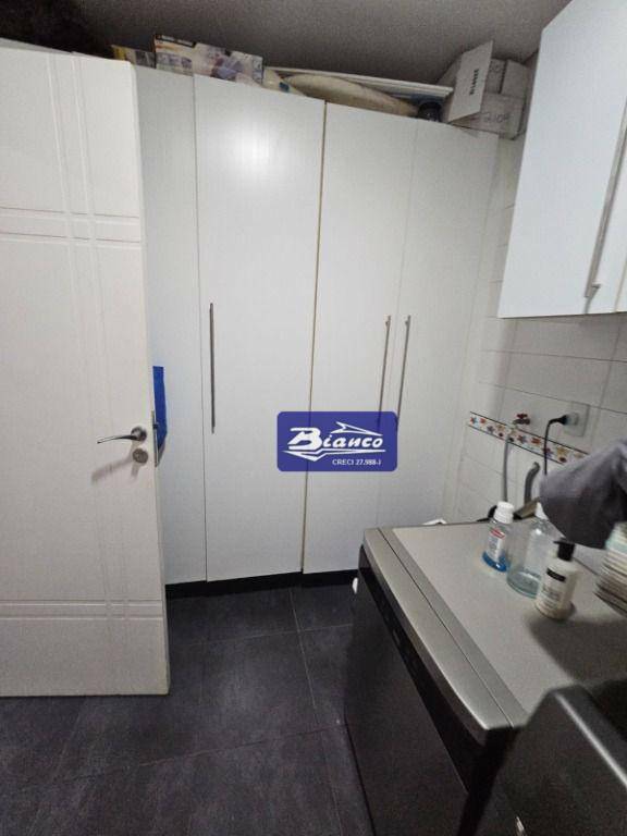 Sobrado à venda com 4 quartos, 435m² - Foto 8