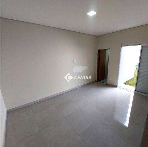 Casa à venda com 3 quartos, 140m² - Foto 9