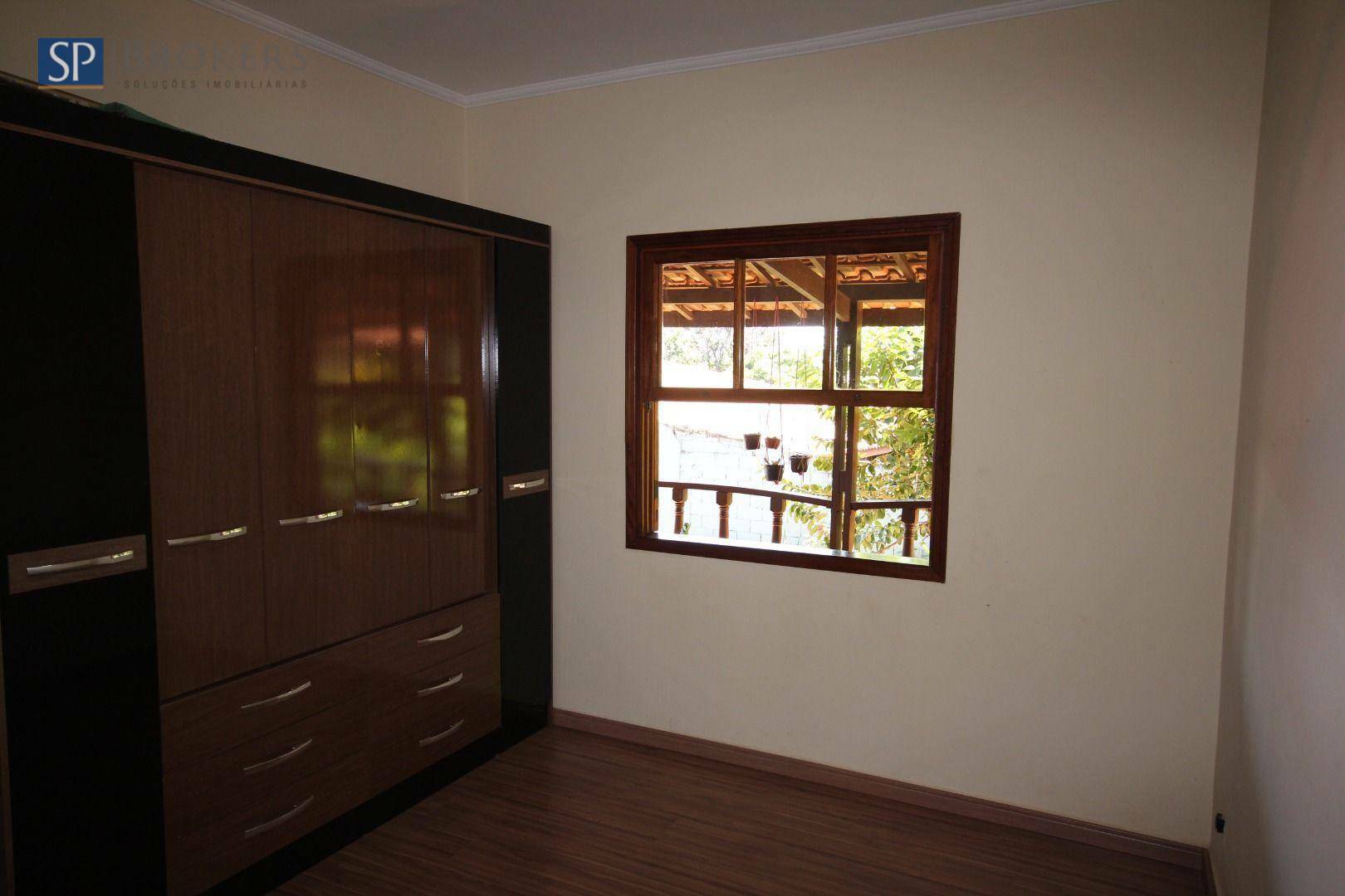 Chácara à venda com 4 quartos, 300m² - Foto 41