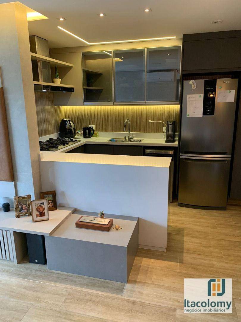 Apartamento à venda com 2 quartos, 68m² - Foto 30