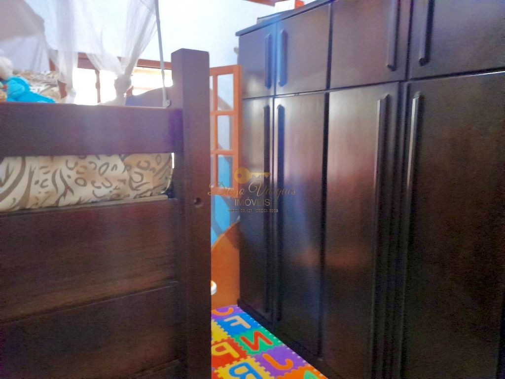 Casa de Condomínio à venda com 3 quartos, 450m² - Foto 21