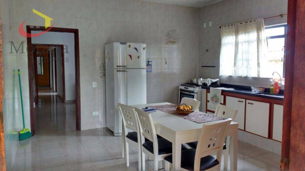 Casa de Condomínio à venda com 4 quartos, 350m² - Foto 10