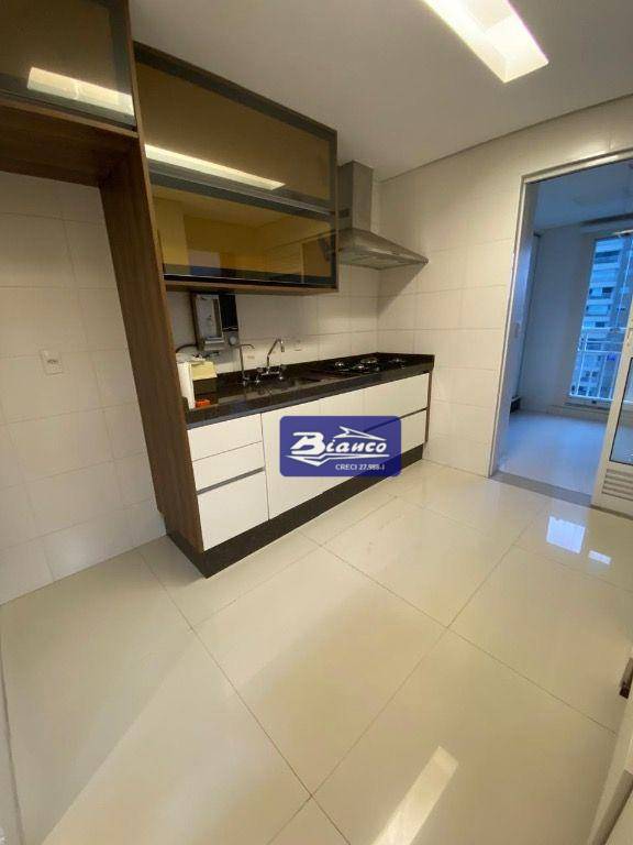 Apartamento à venda com 3 quartos, 116m² - Foto 3