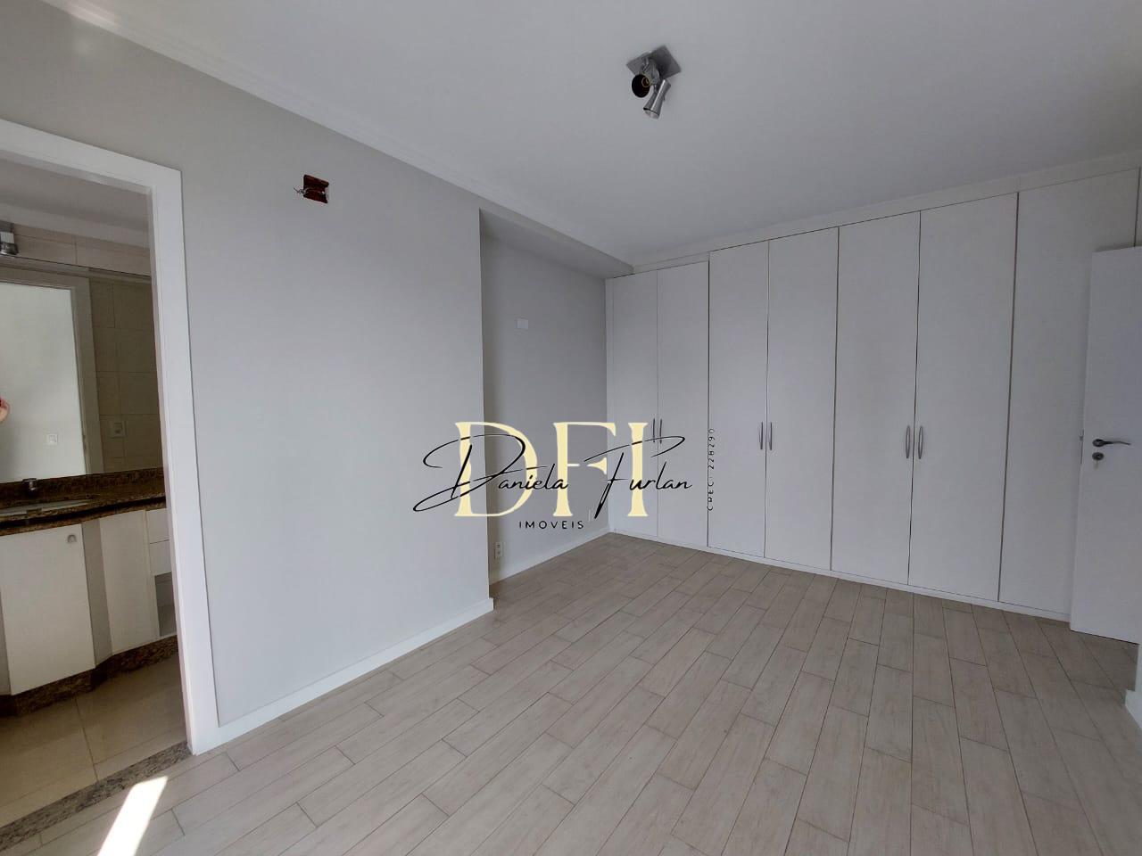 Apartamento à venda com 3 quartos, 135m² - Foto 19