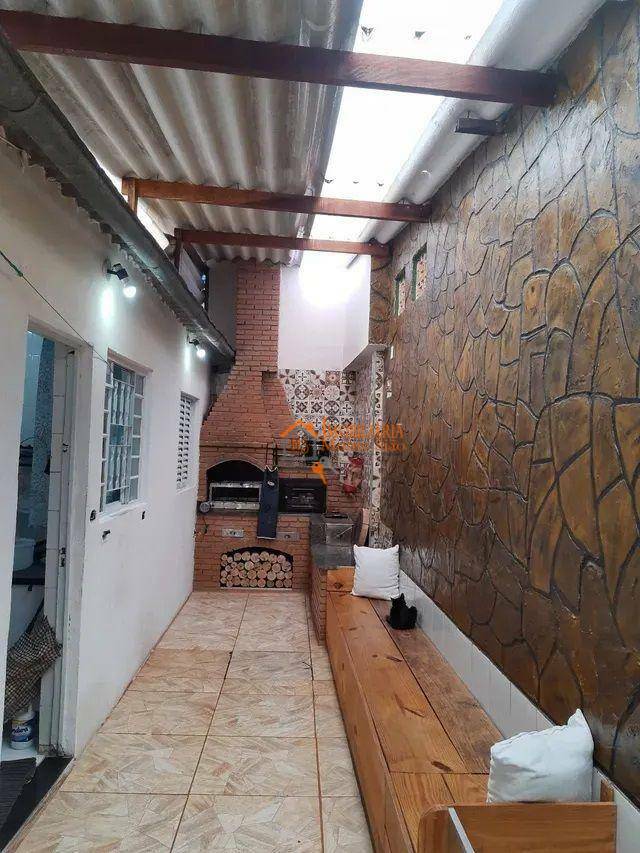 Sobrado à venda com 8 quartos, 250m² - Foto 2