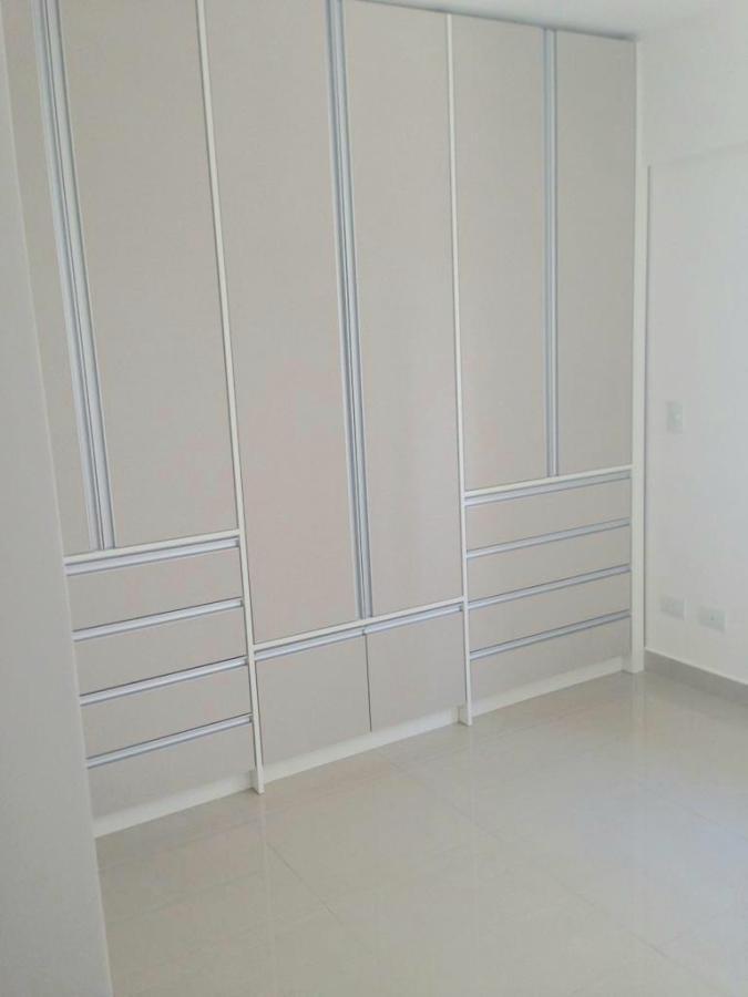 Apartamento para alugar com 2 quartos, 80m² - Foto 6