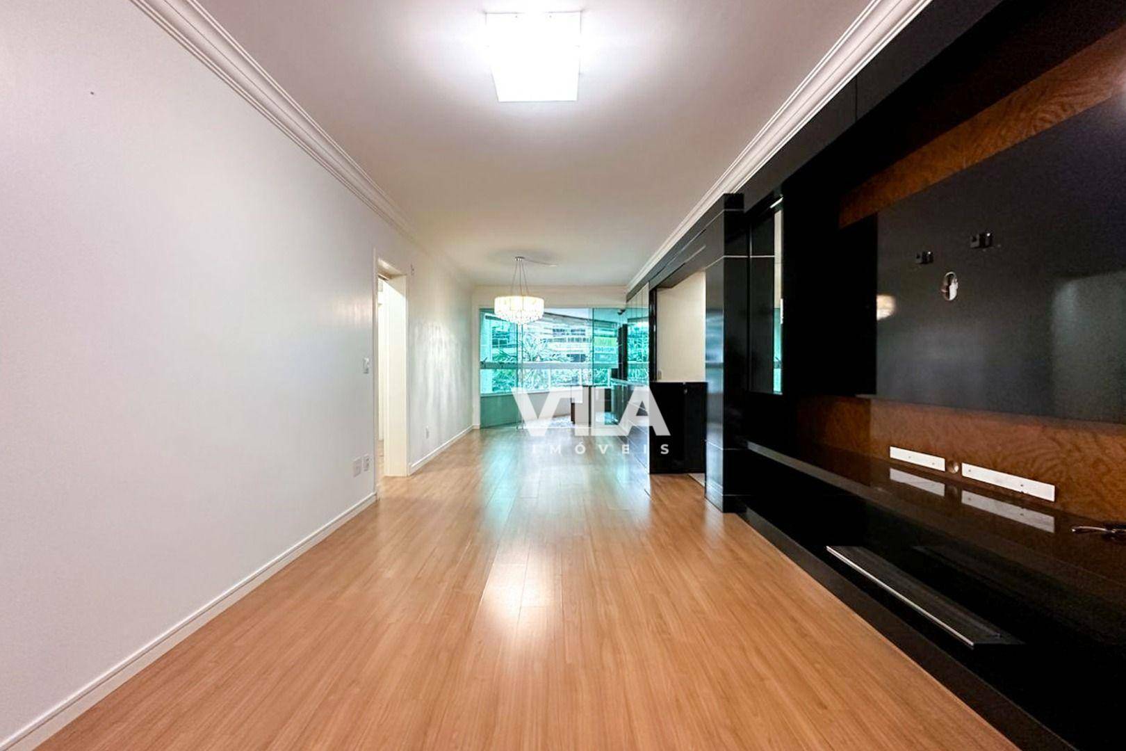 Apartamento à venda com 3 quartos, 148m² - Foto 5