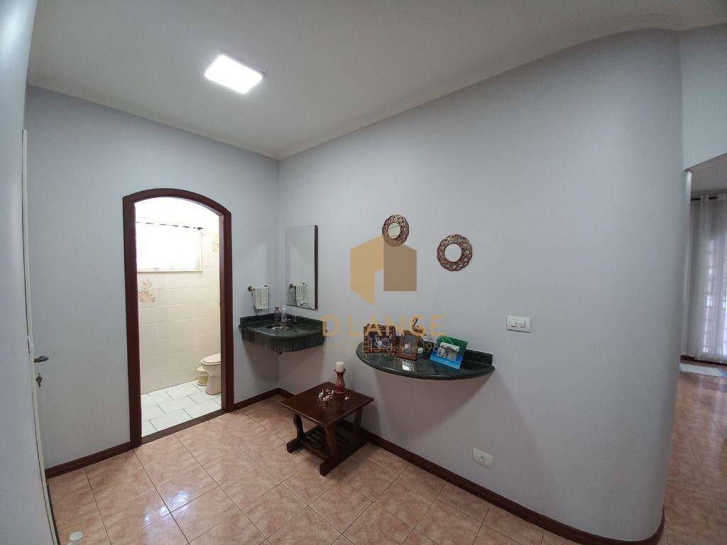 Casa à venda com 4 quartos, 238m² - Foto 21