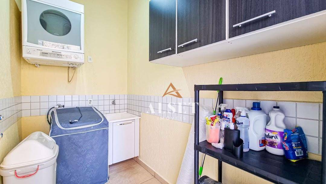 Casa de Condomínio à venda com 4 quartos, 185m² - Foto 48