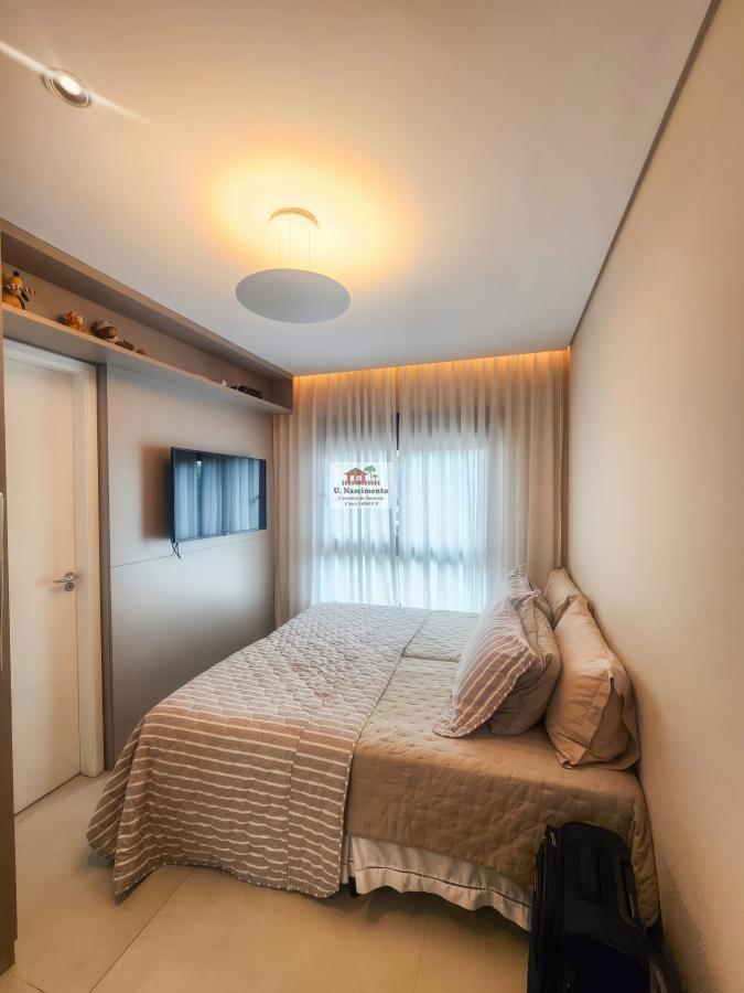 Apartamento para alugar com 2 quartos, 86m² - Foto 19