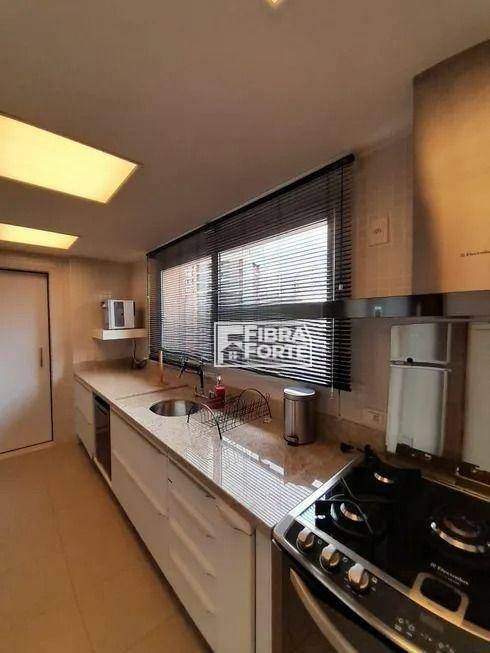 Apartamento à venda com 2 quartos, 150m² - Foto 7