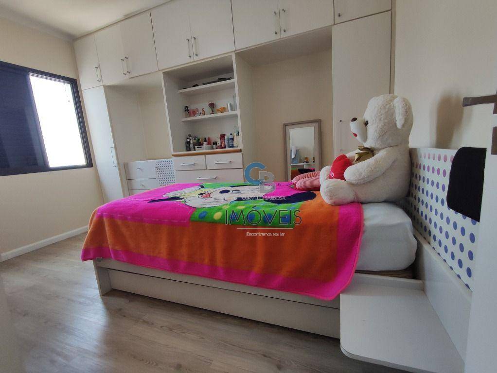 Apartamento à venda com 3 quartos, 125m² - Foto 23