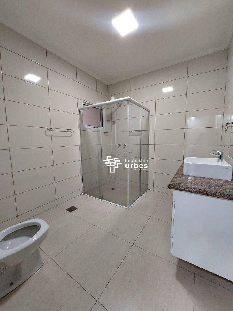 Casa para alugar com 3 quartos, 209m² - Foto 16