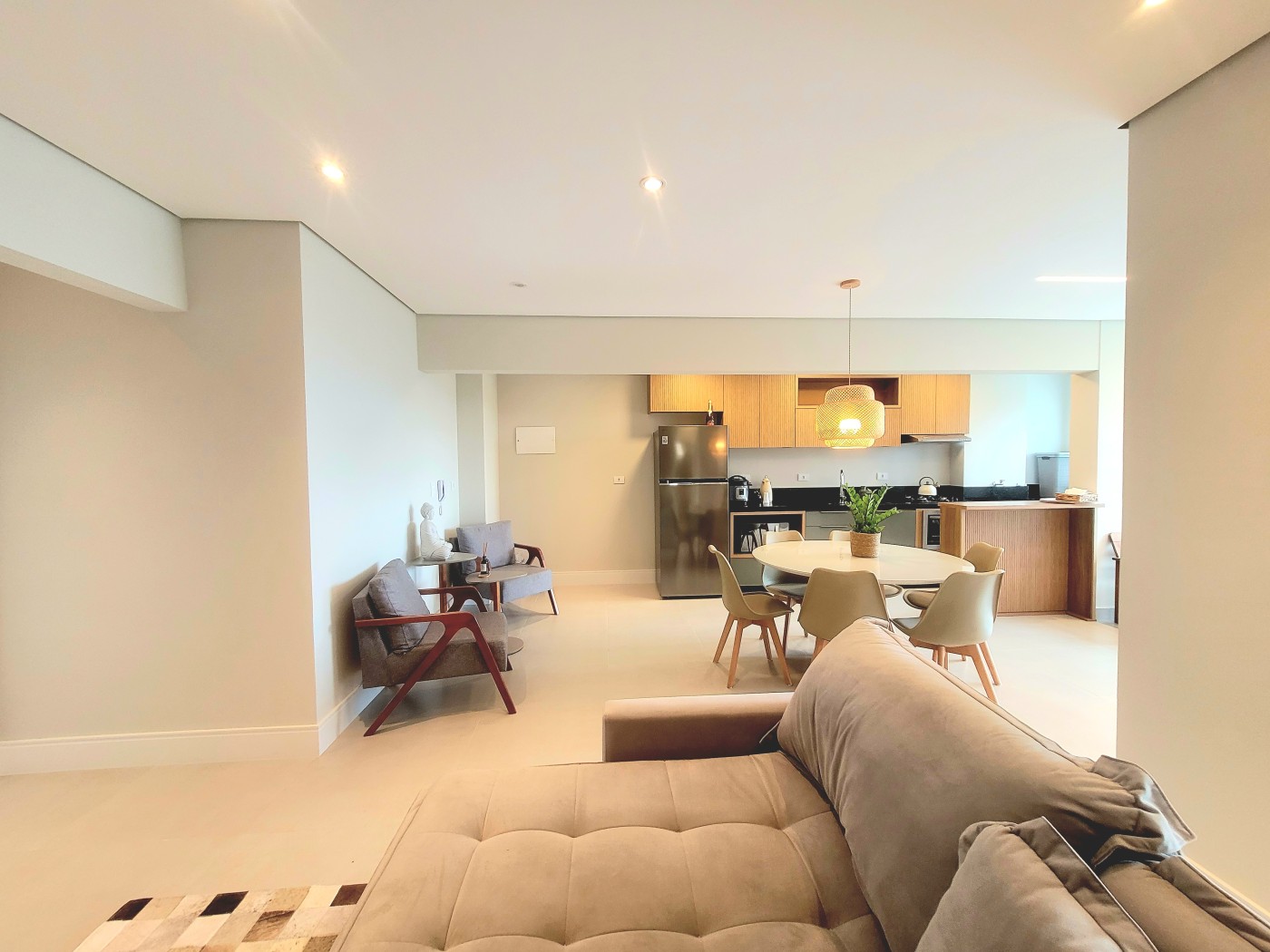 Apartamento à venda com 3 quartos, 99m² - Foto 3