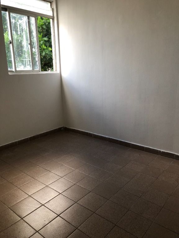 Apartamento à venda com 3 quartos, 85m² - Foto 10