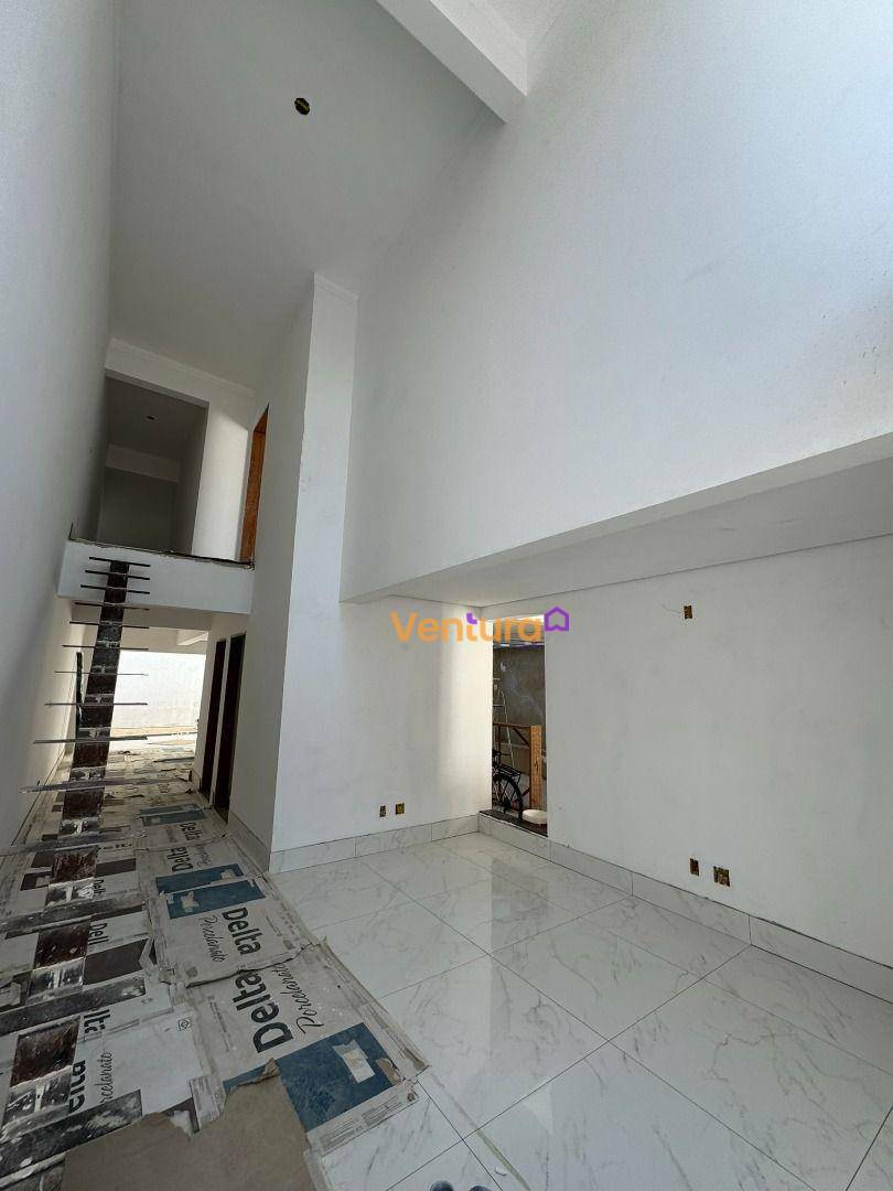 Casa à venda com 3 quartos, 225m² - Foto 14