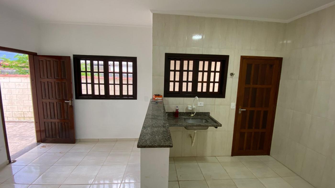 Casa à venda com 2 quartos, 143m² - Foto 14