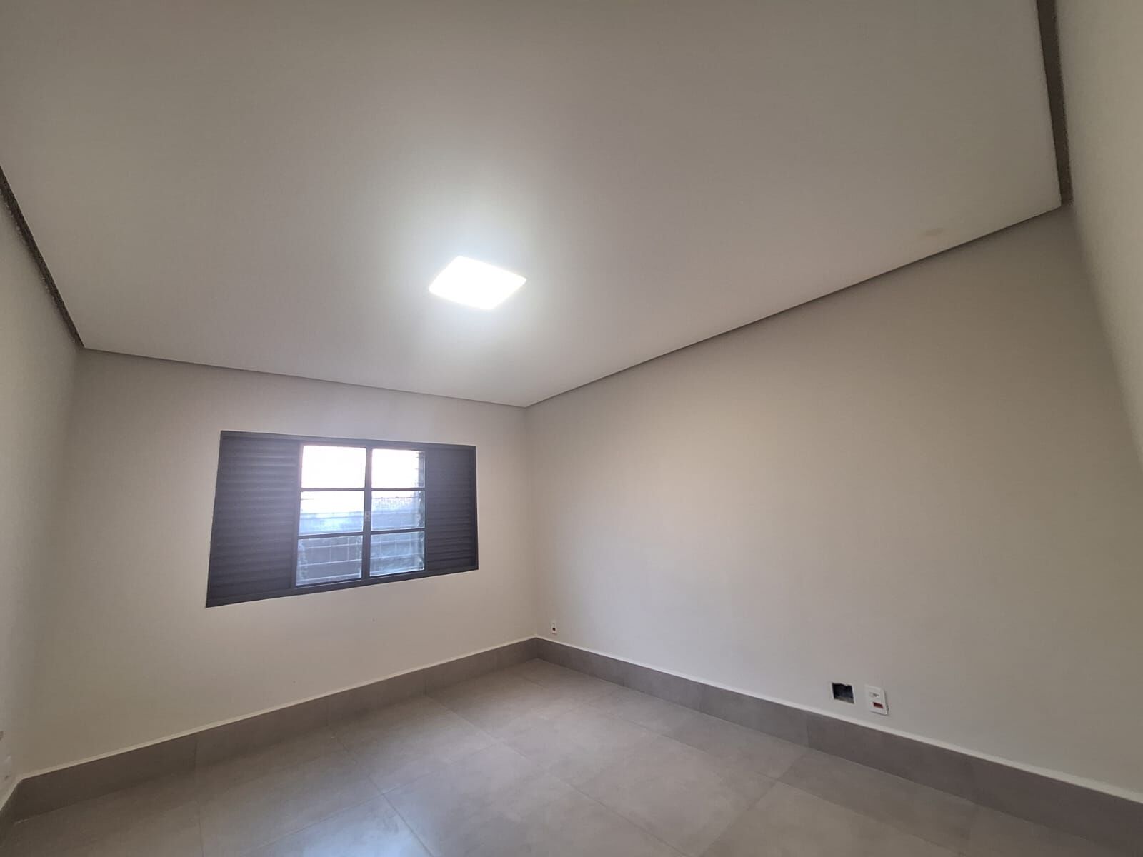 Depósito-Galpão-Armazém para alugar com 5 quartos, 330m² - Foto 18