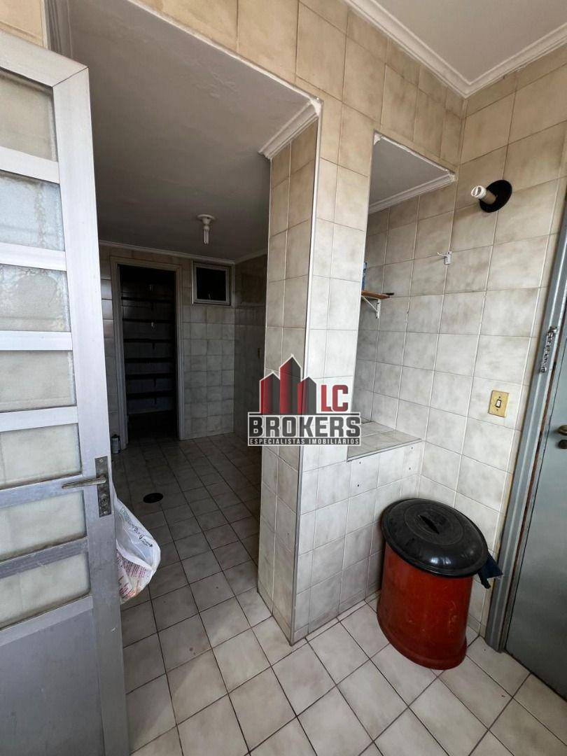 Apartamento à venda com 3 quartos, 300m² - Foto 9