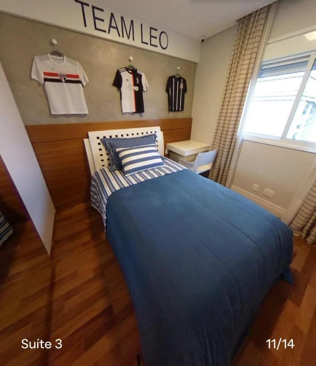 Apartamento à venda com 3 quartos, 156m² - Foto 2