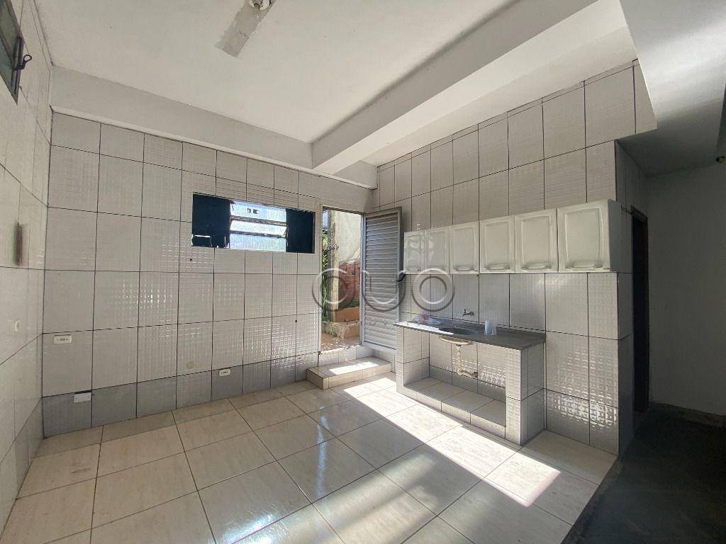 Casa à venda com 3 quartos, 294m² - Foto 14