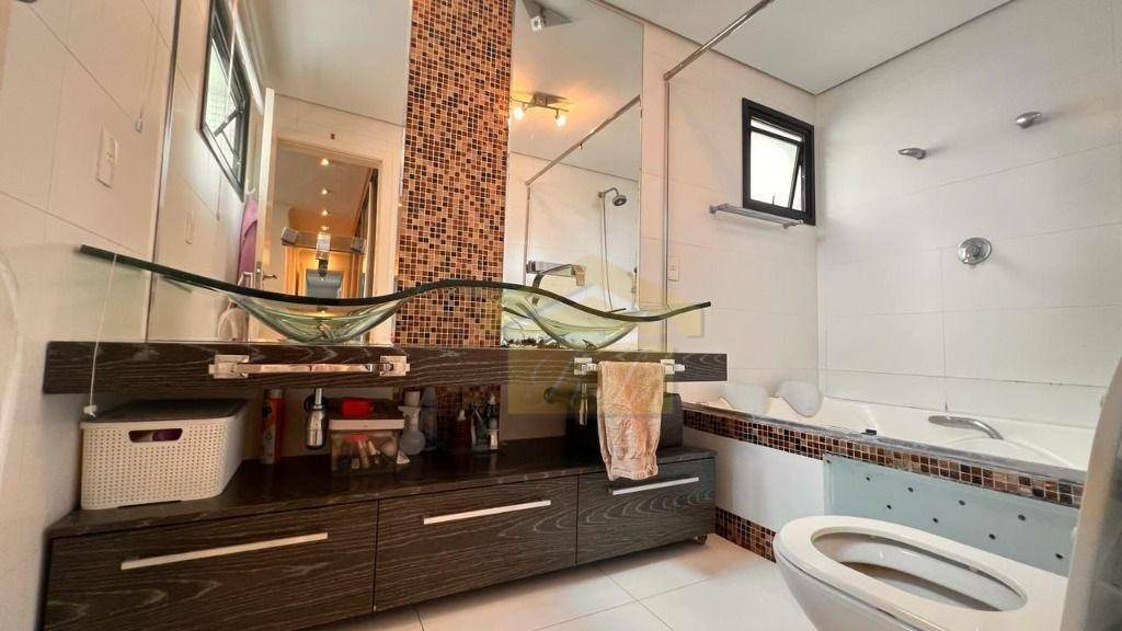 Apartamento à venda e aluguel com 4 quartos, 234m² - Foto 39