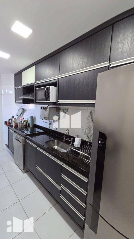 Apartamento à venda com 2 quartos, 82m² - Foto 13