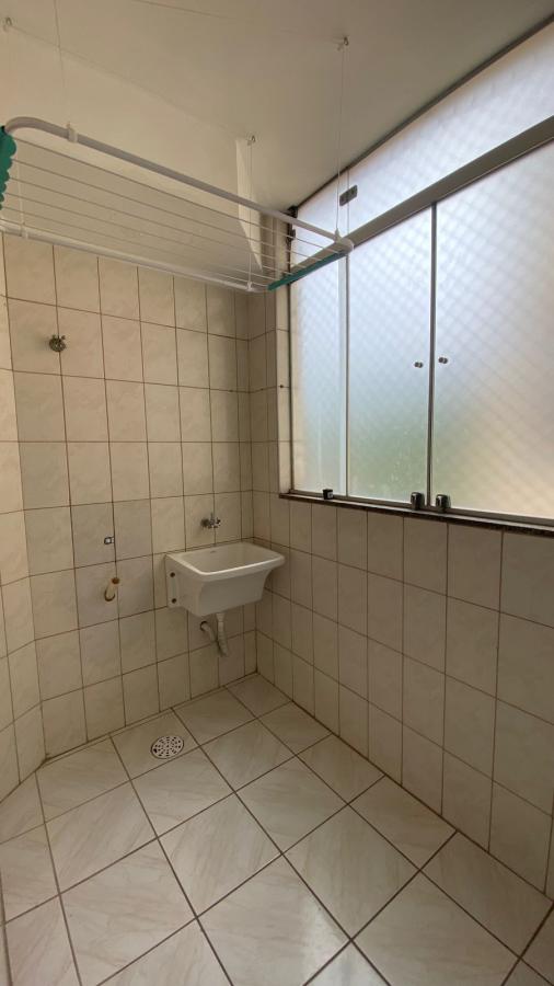 Apartamento para alugar com 2 quartos, 65m² - Foto 20