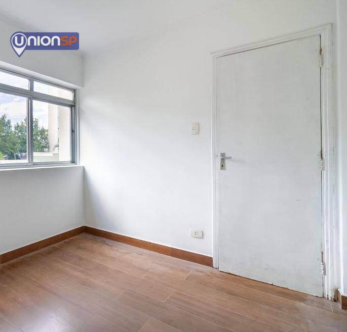 Apartamento à venda com 2 quartos, 40m² - Foto 10