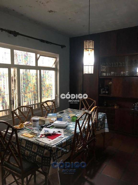 Casa à venda e aluguel com 4 quartos, 300m² - Foto 12