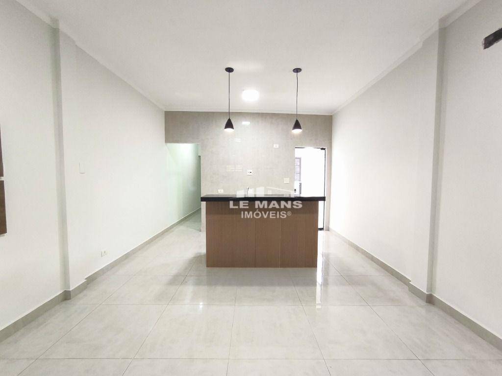 Casa à venda com 3 quartos, 122m² - Foto 4