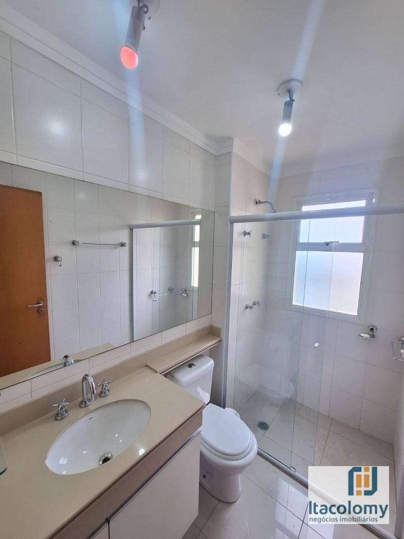 Apartamento para alugar com 3 quartos, 133m² - Foto 7