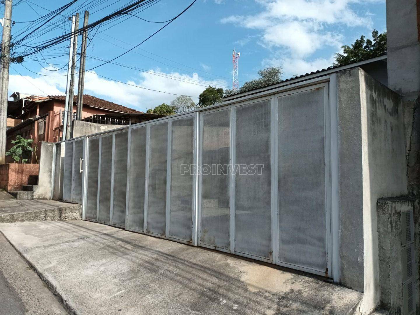 Casa à venda com 2 quartos, 150m² - Foto 1