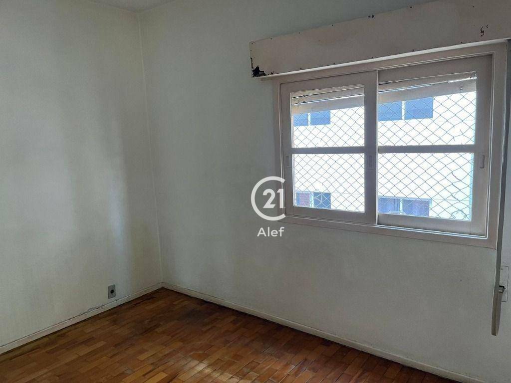 Apartamento à venda com 3 quartos, 104m² - Foto 3