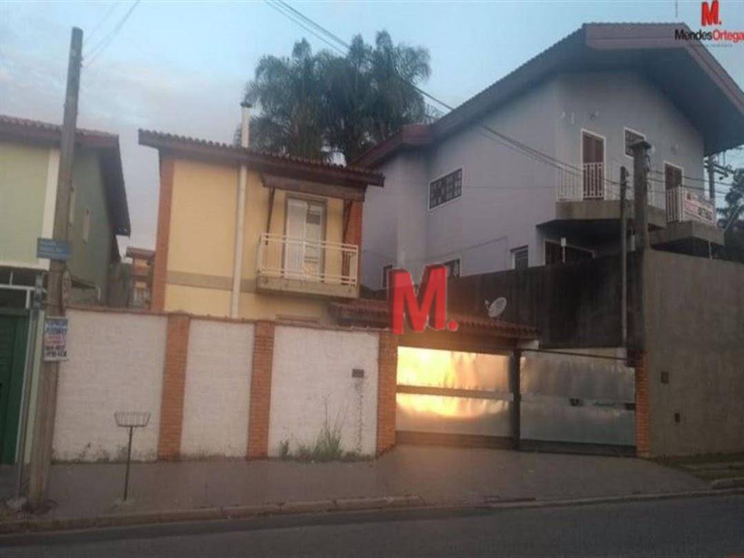 Casa à venda e aluguel com 3 quartos, 172m² - Foto 1