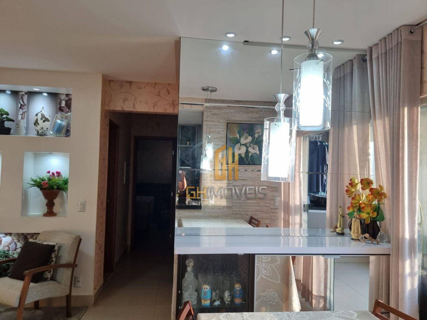 Apartamento à venda com 3 quartos, 74m² - Foto 2