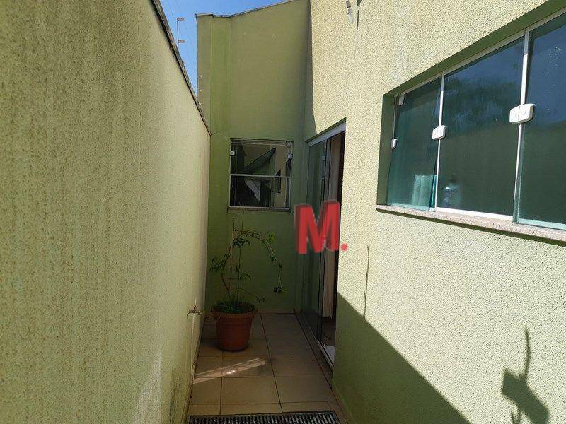 Casa à venda com 5 quartos, 257m² - Foto 19