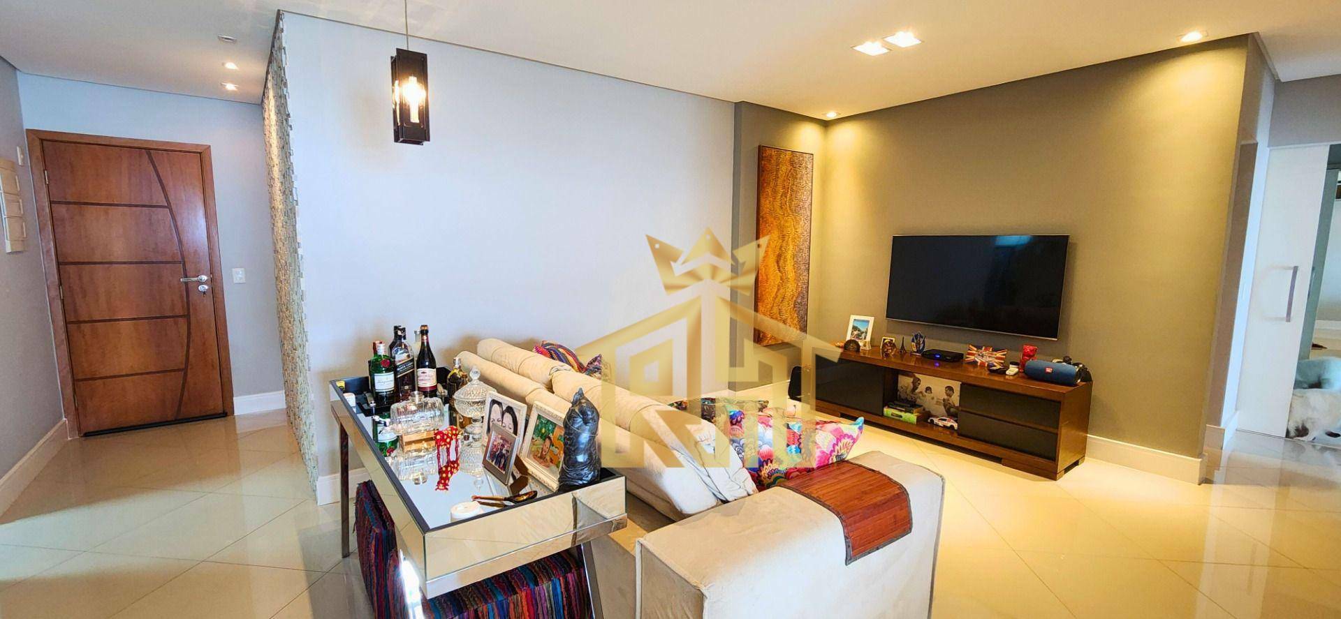 Apartamento à venda com 3 quartos, 135m² - Foto 4