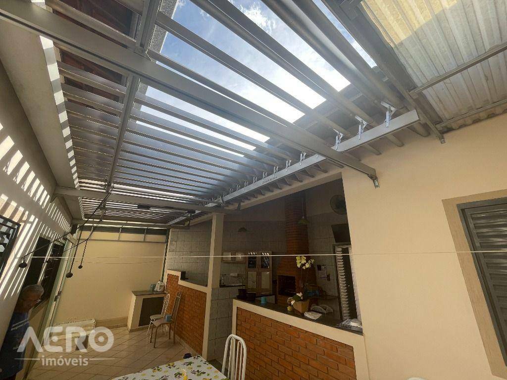 Casa à venda com 3 quartos, 161m² - Foto 26