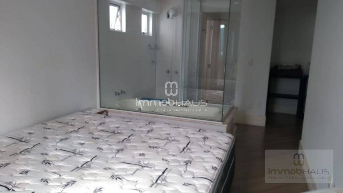 Apartamento à venda com 3 quartos, 132m² - Foto 19