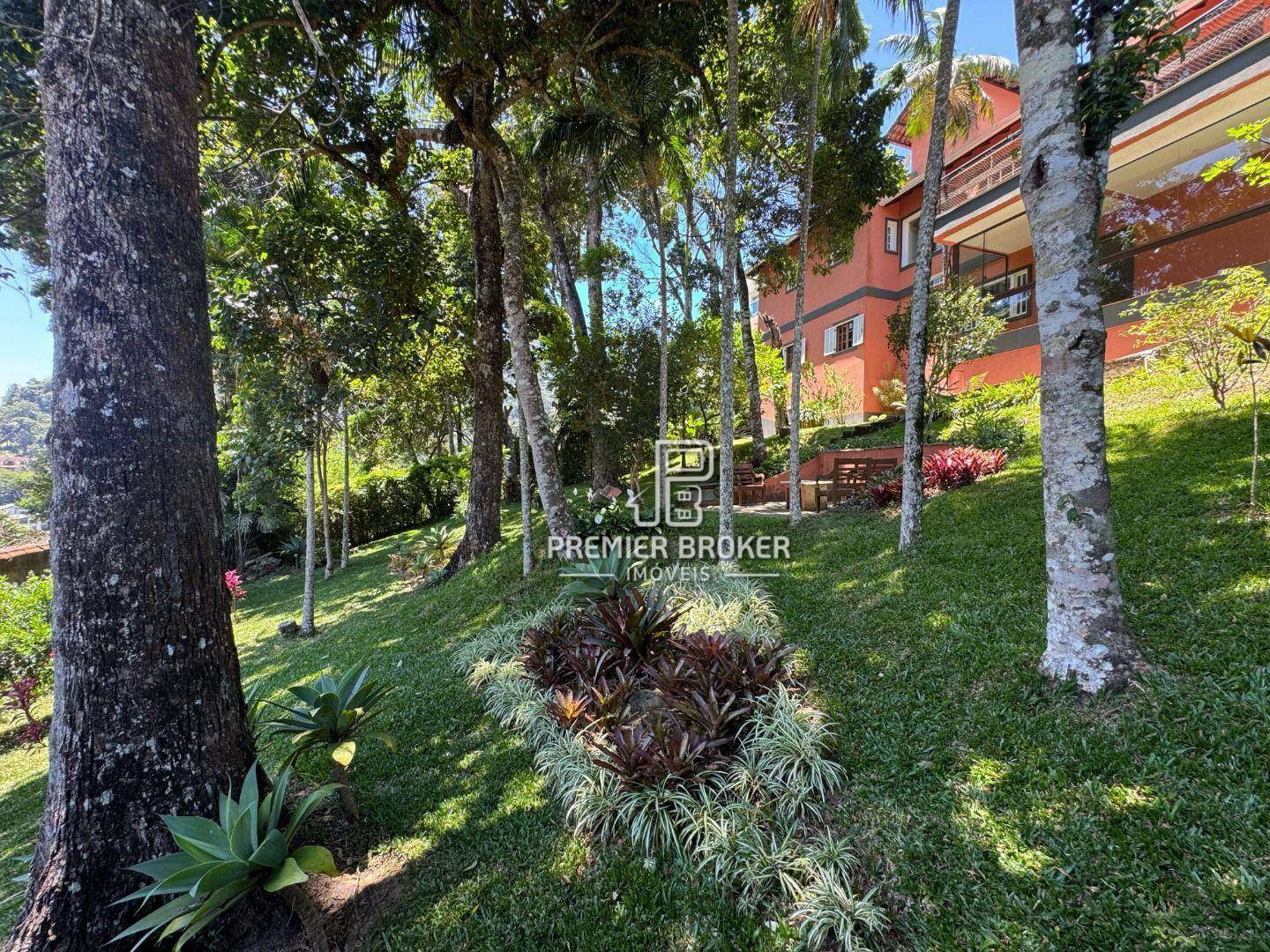 Casa de Condomínio à venda com 4 quartos, 245m² - Foto 18