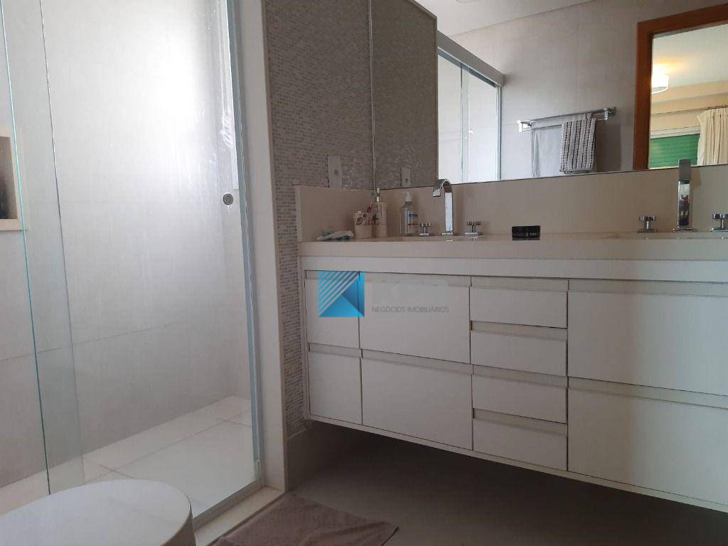 Apartamento à venda com 4 quartos, 190m² - Foto 22