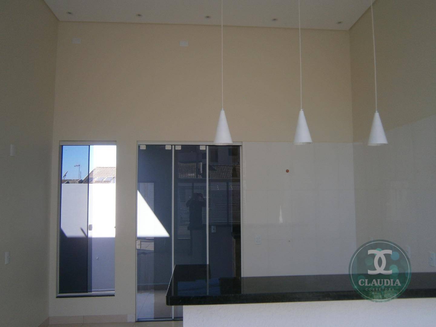 Casa à venda com 2 quartos, 70m² - Foto 15