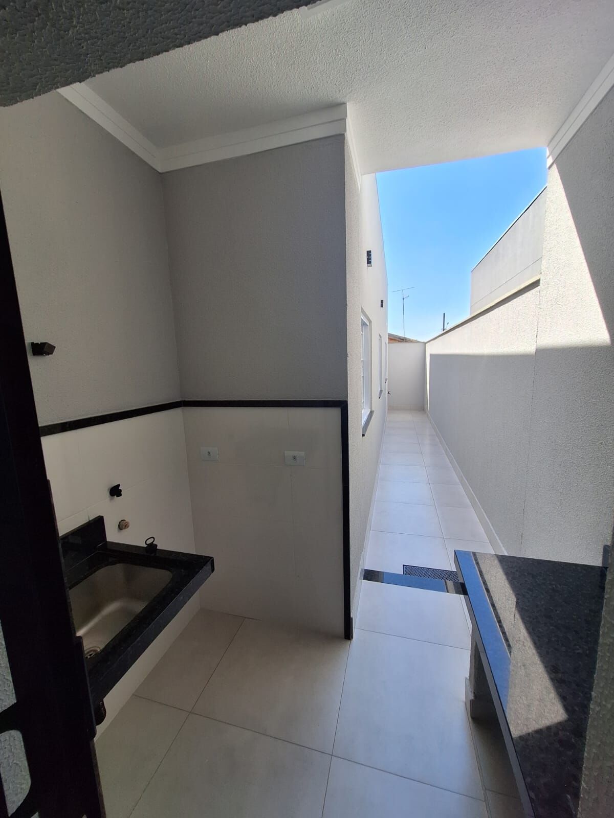 Casa à venda com 3 quartos, 117m² - Foto 11