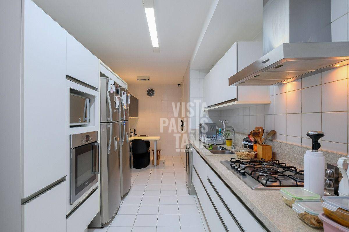 Apartamento à venda com 3 quartos, 185m² - Foto 9