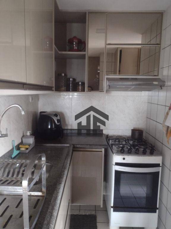 Apartamento à venda com 3 quartos, 75m² - Foto 15